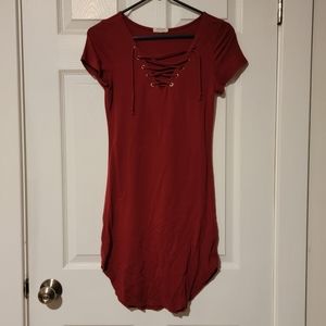 Wine red lace-up dress